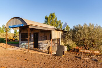 Cheela Plains Station,,2.5 star