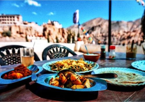 hotel shangrila ladakh