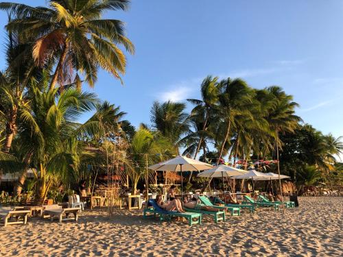 zhayas beach and cottages