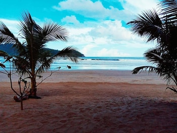 zhayas beach and cottages