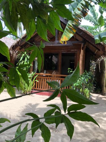 zhayas beach and cottages
