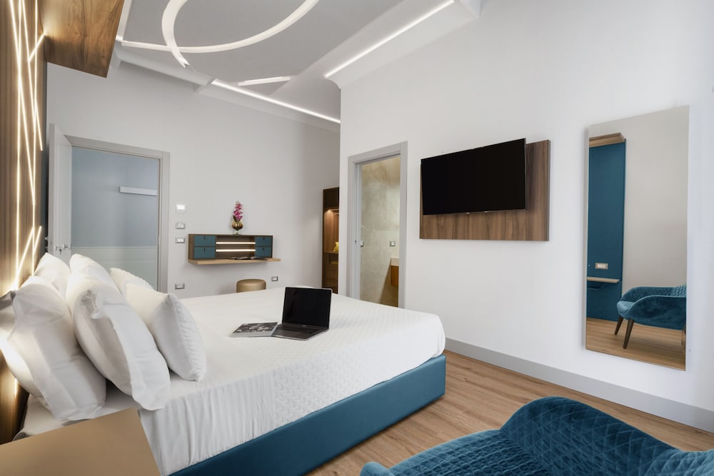 elys suites
