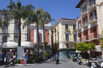 elys suites