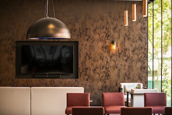 holiday inn express melbourne little collins an ihg hotel