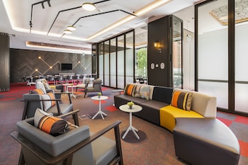 holiday inn express melbourne little collins an ihg hotel