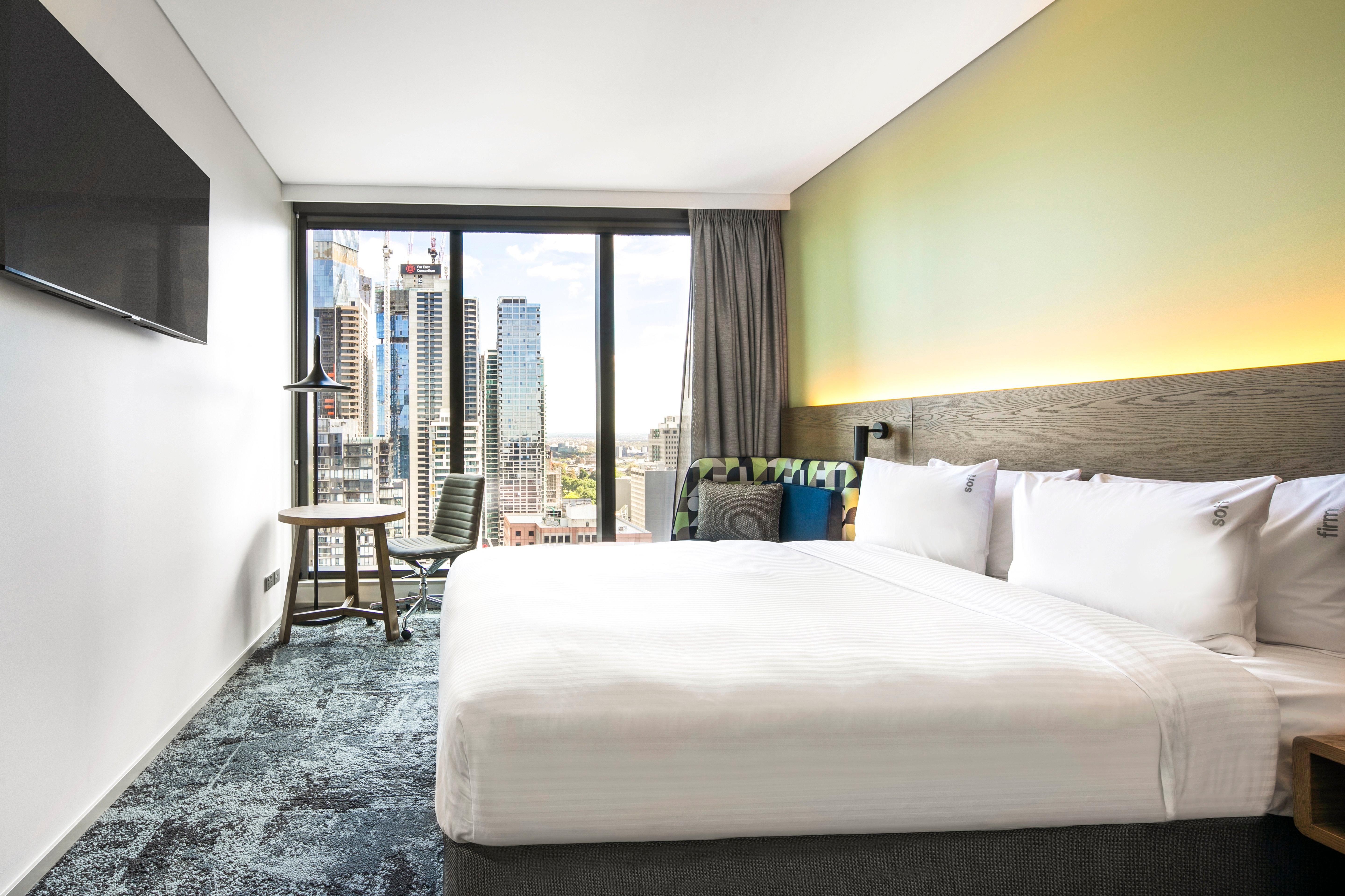 holiday inn express melbourne little collins an ihg hotel