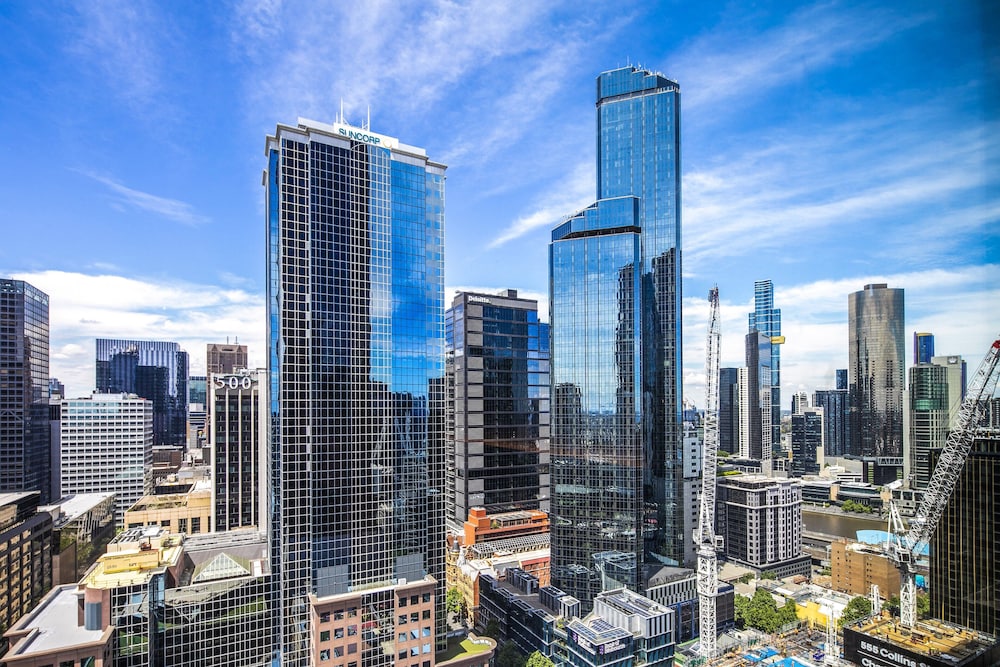 holiday inn express melbourne little collins an ihg hotel