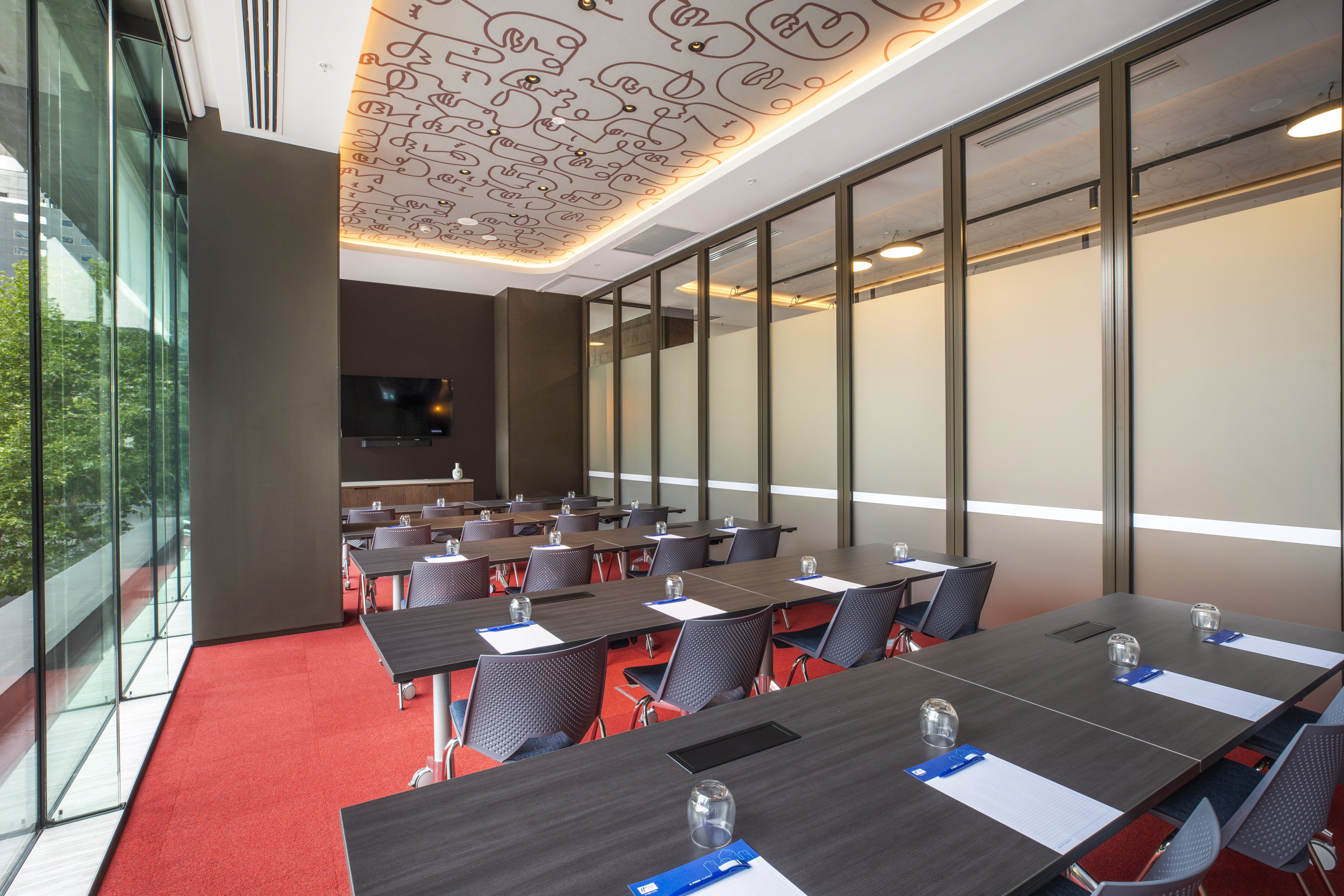 holiday inn express melbourne little collins an ihg hotel