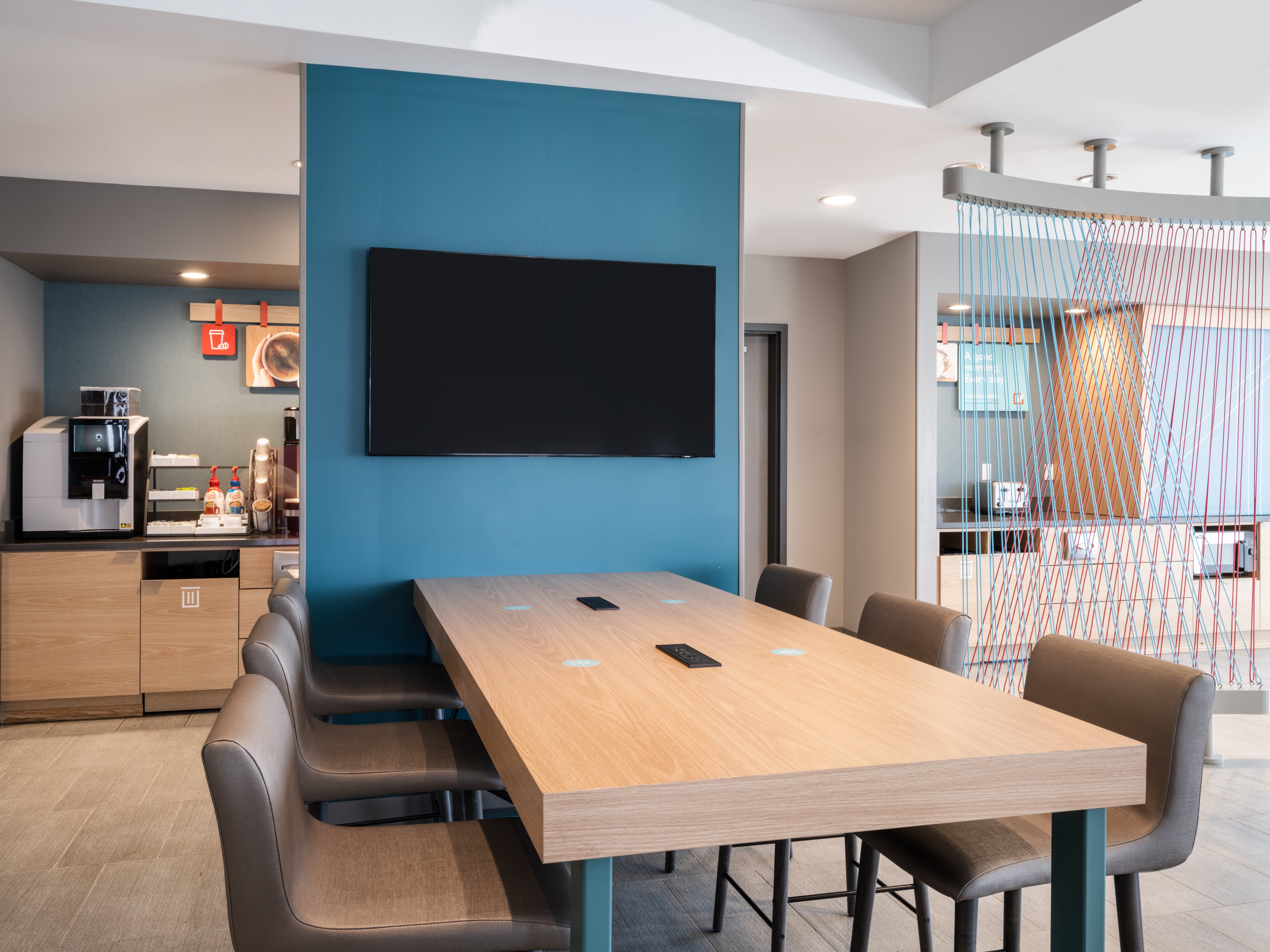 avid hotel toronto vaughan southwest an ihg hotel
