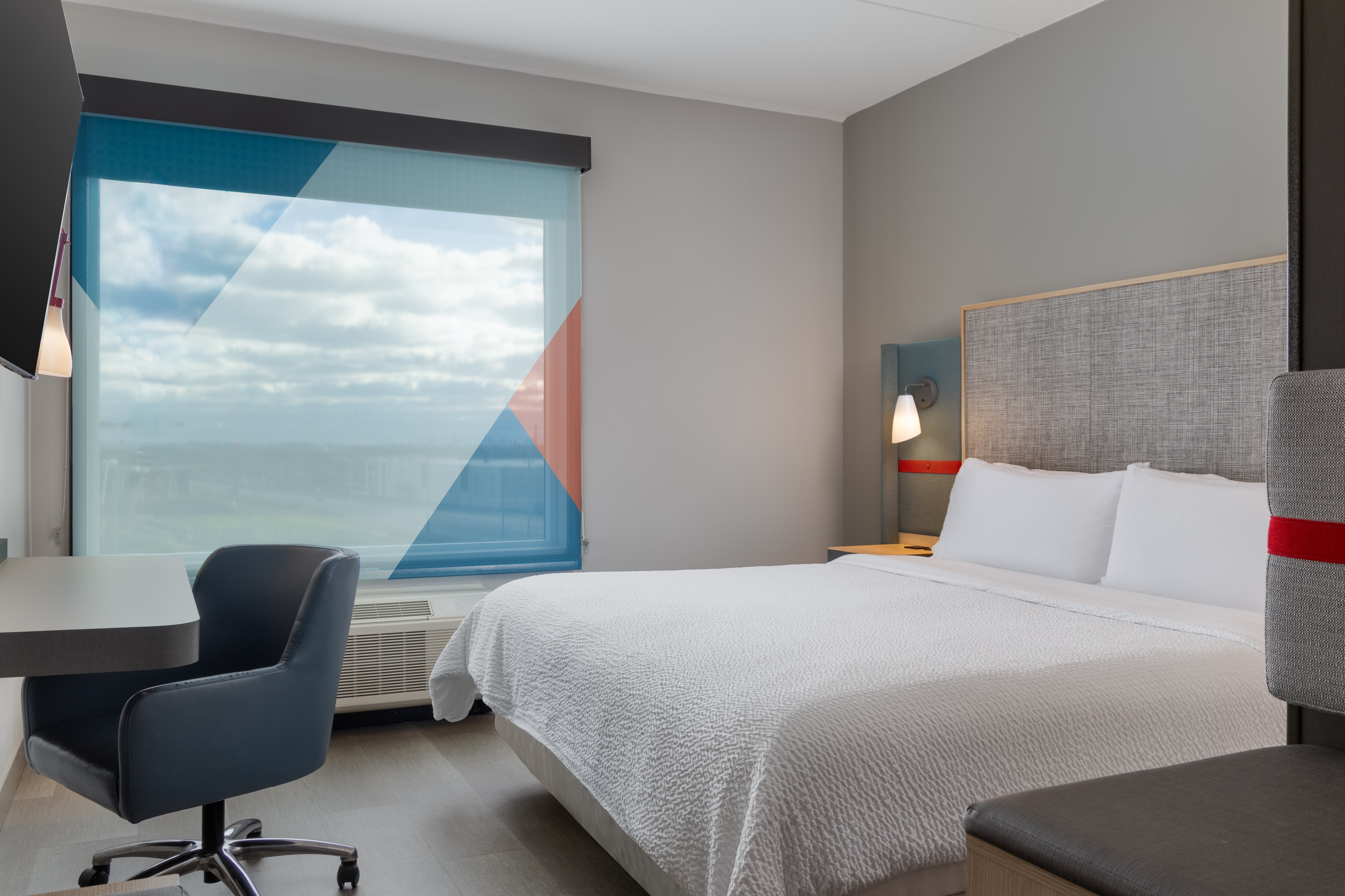 avid hotel toronto vaughan southwest an ihg hotel