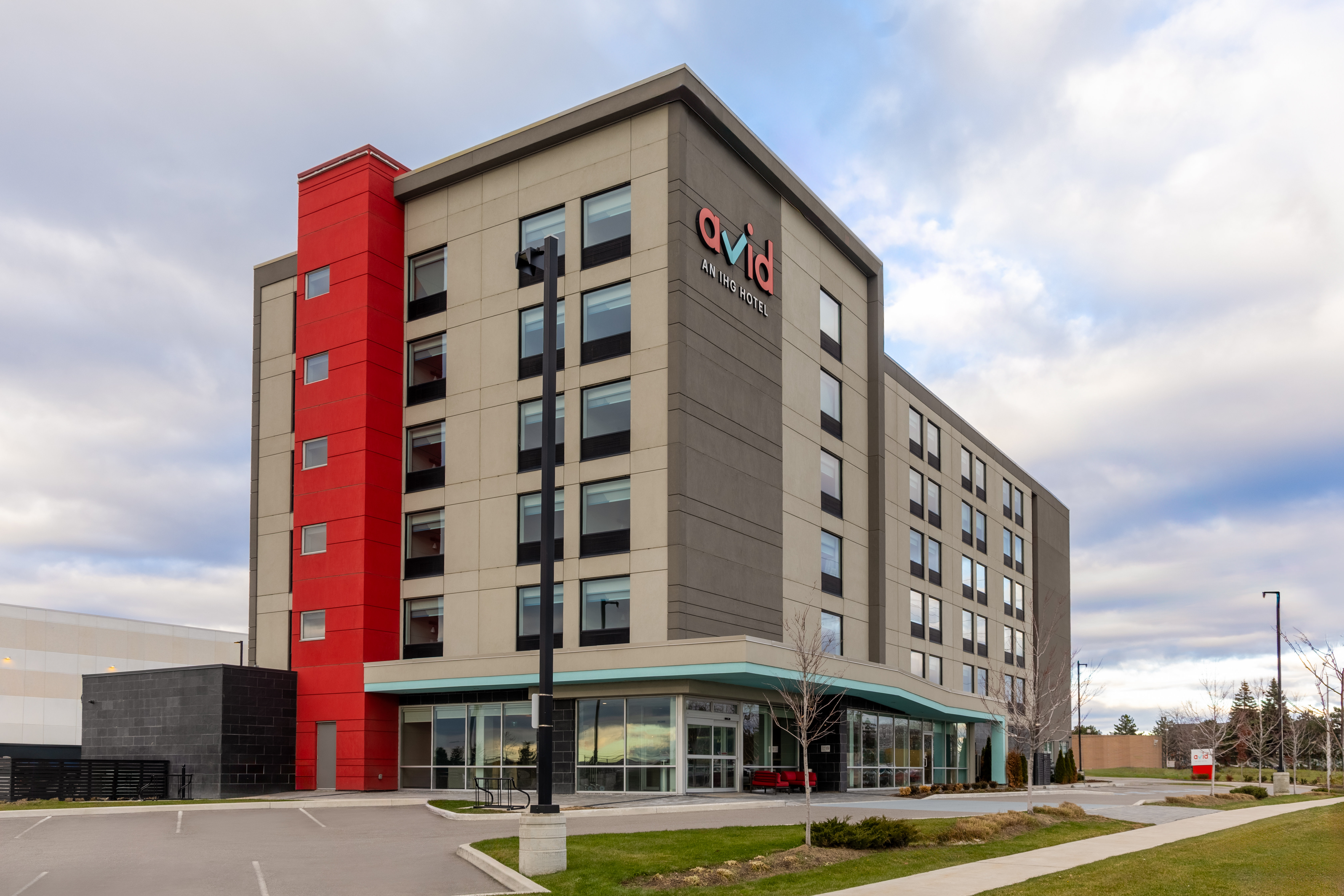 avid hotel toronto vaughan southwest an ihg hotel