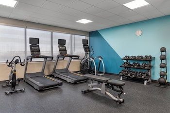 Avid Hotel Toronto - Vaughan Southwest, An Ihg Hotel,,2.5 star