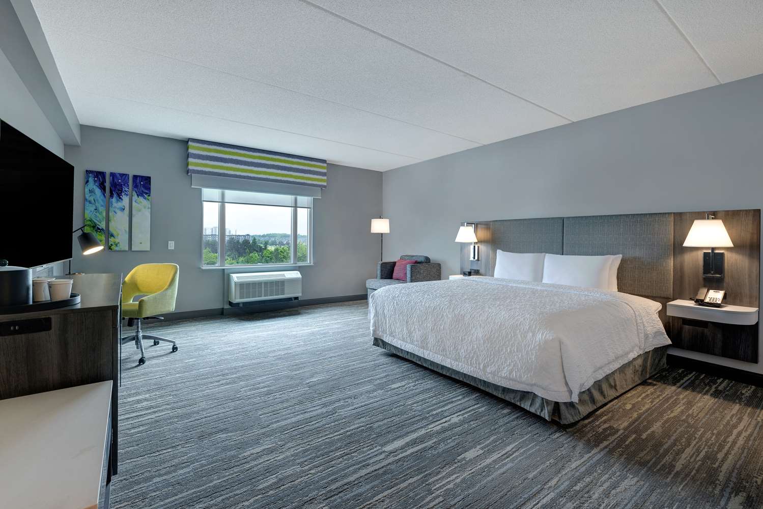 hampton inn and suites by hilton burlington toronto