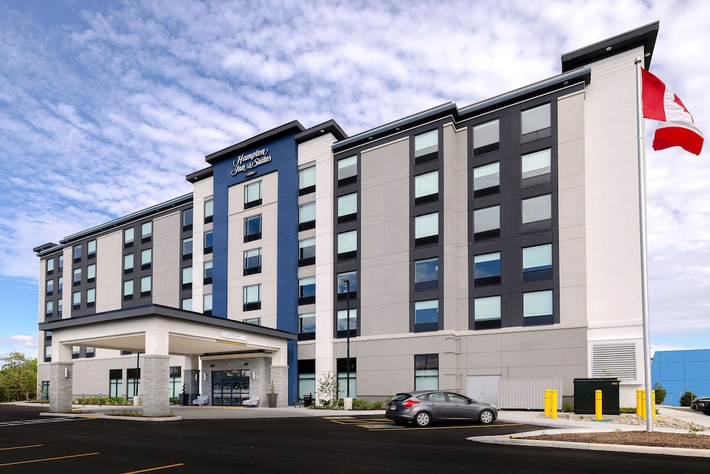 hampton inn and suites by hilton burlington toronto
