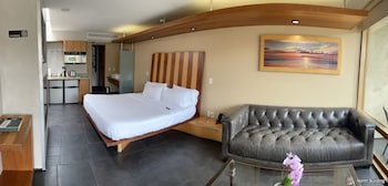 14 west hotel