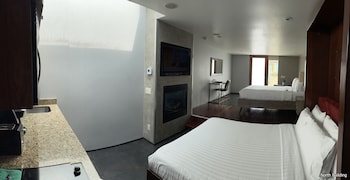 14 west hotel