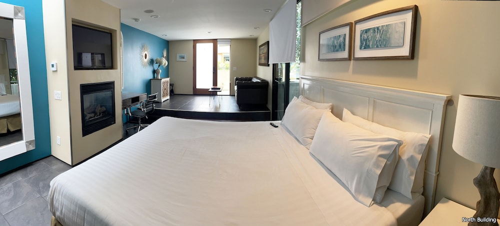 14 west hotel