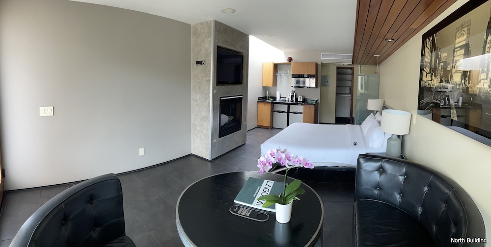 14 west hotel