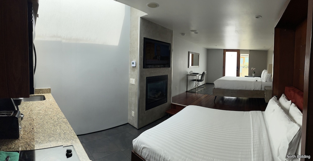 14 west hotel