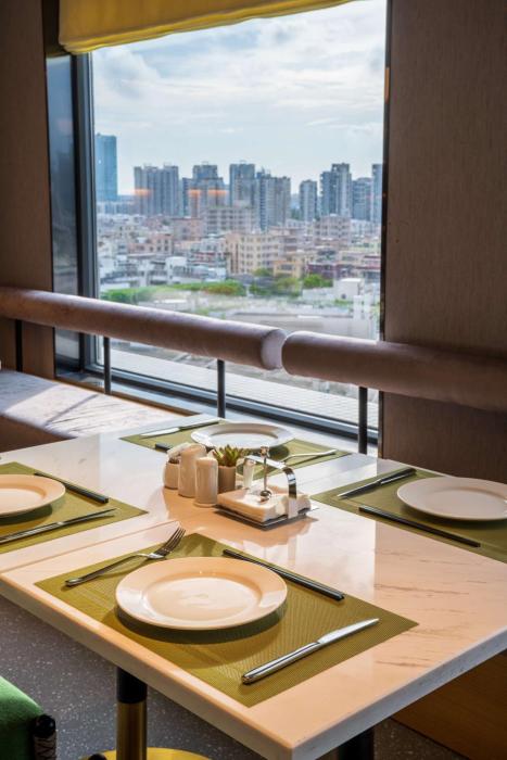 hilton garden inn shenzhen nanshan avenue