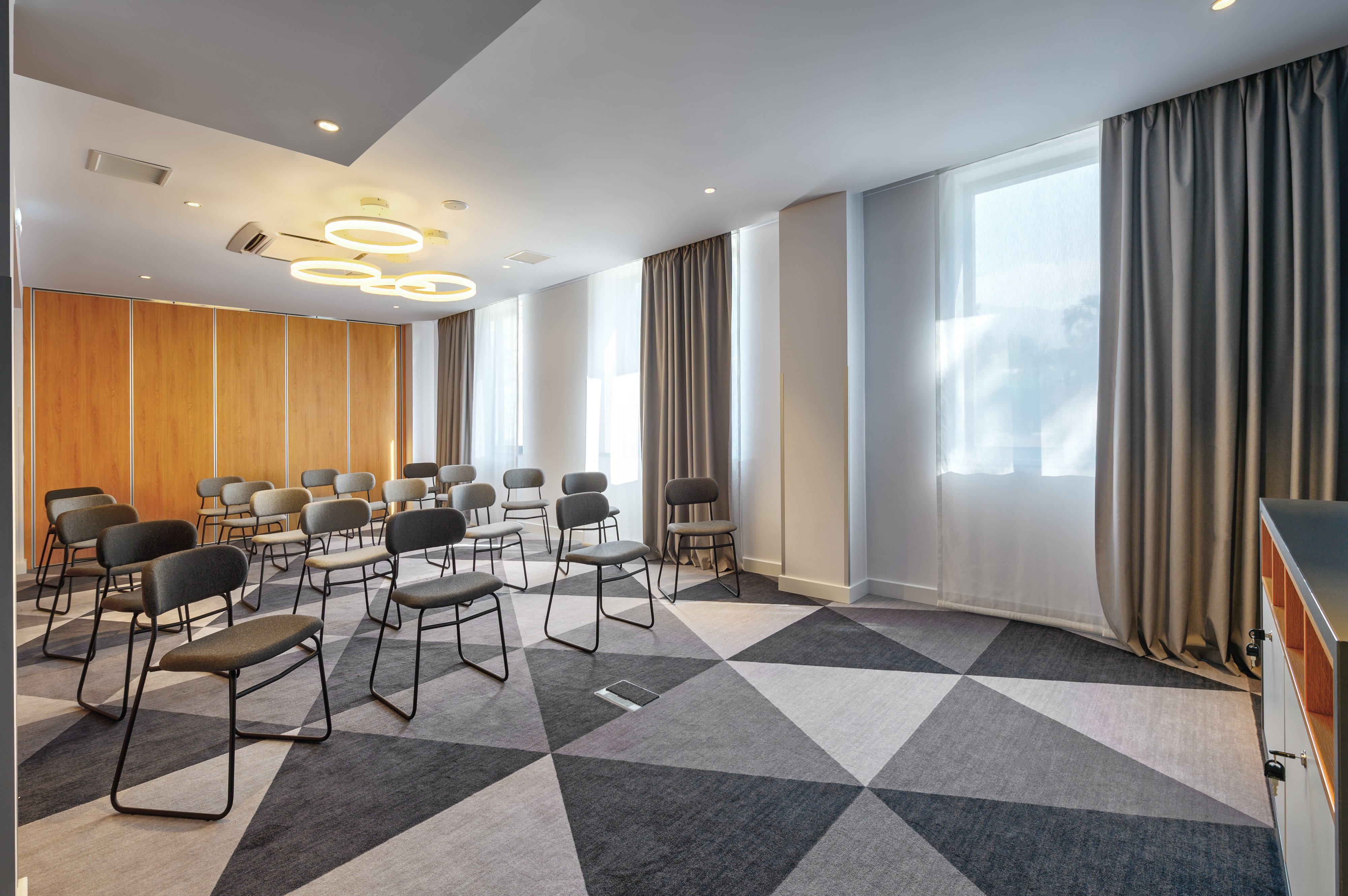 holiday inn express almaty an ihg hotel