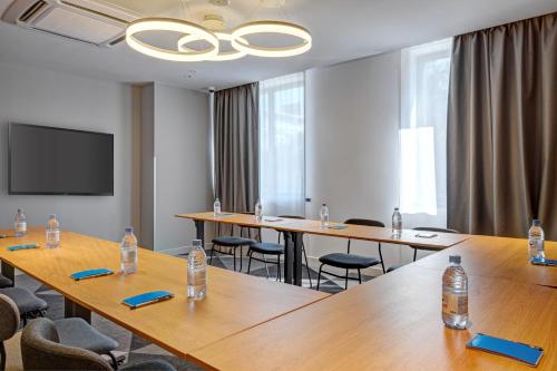 holiday inn express almaty an ihg hotel