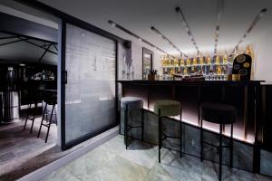 hotel 77 seventy seven