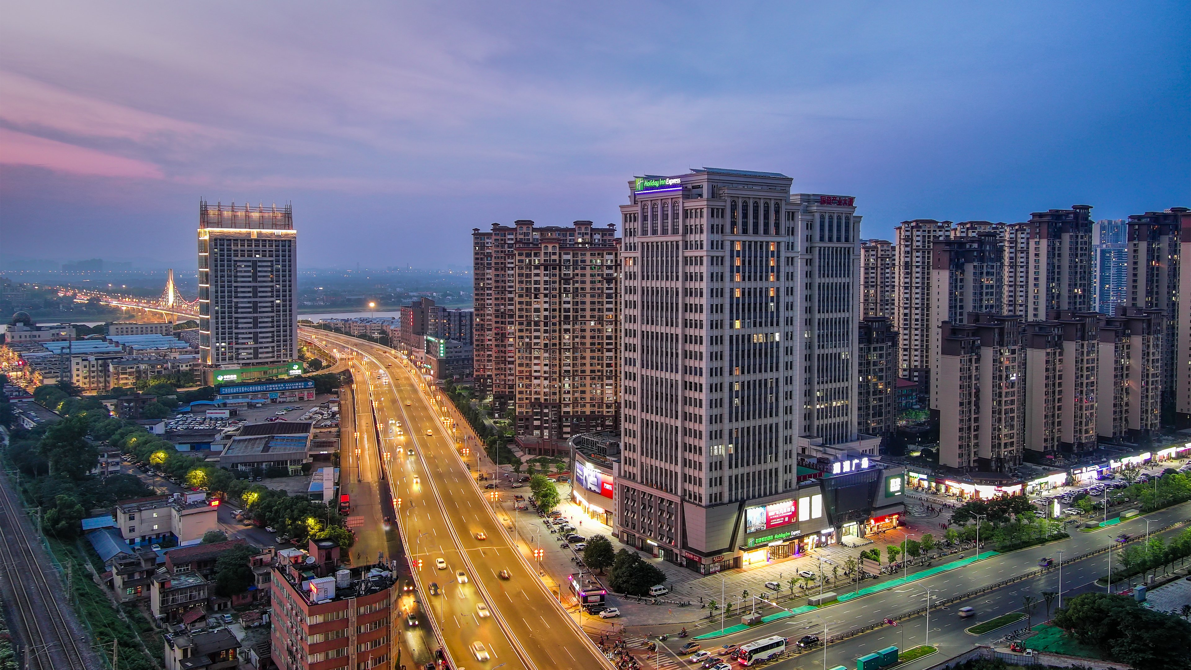 holiday inn express nanchang qingshan lake view