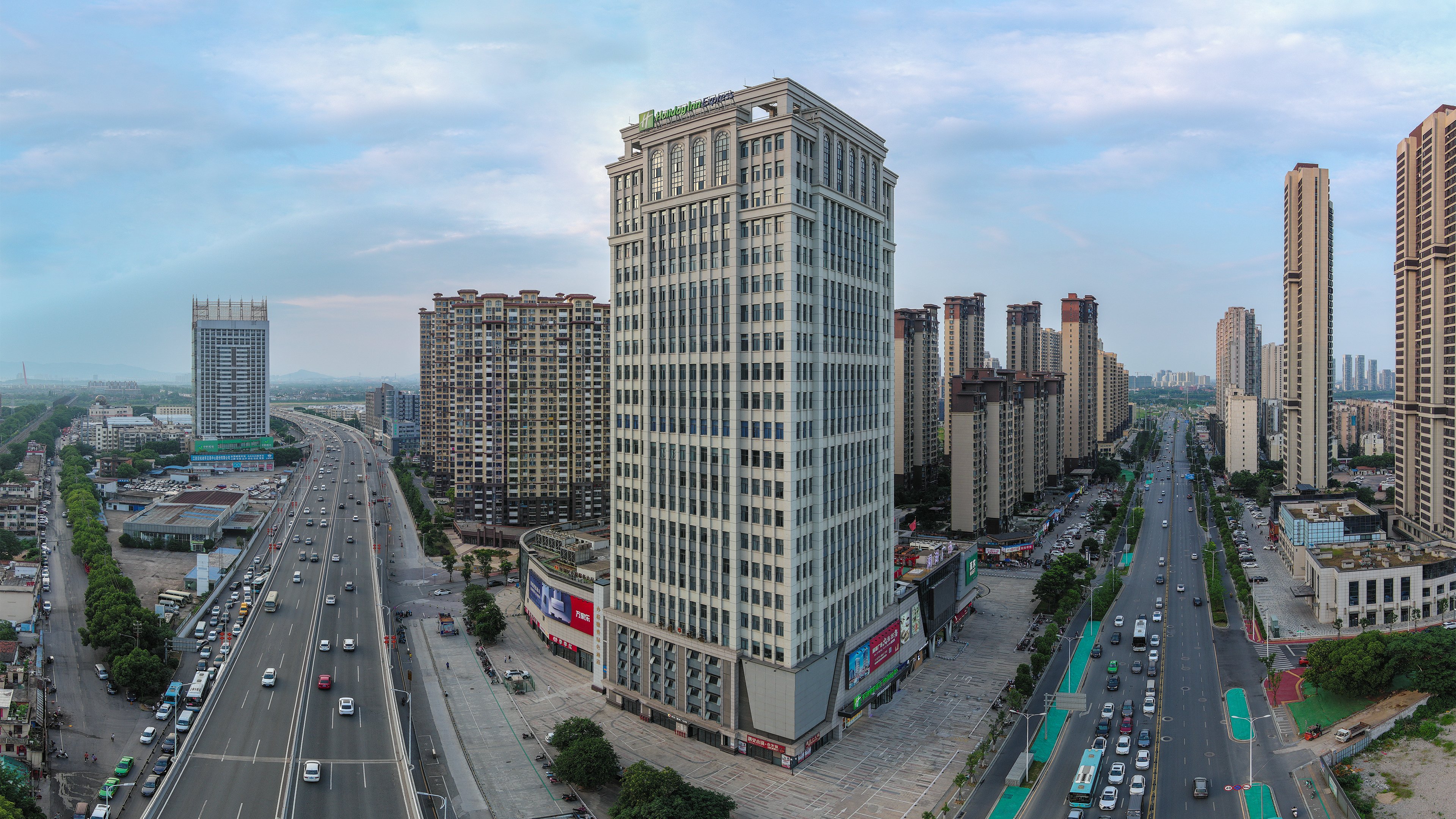 holiday inn express nanchang qingshan lake view