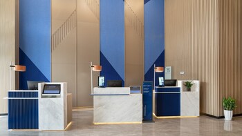holiday inn express nanchang qingshan lake view