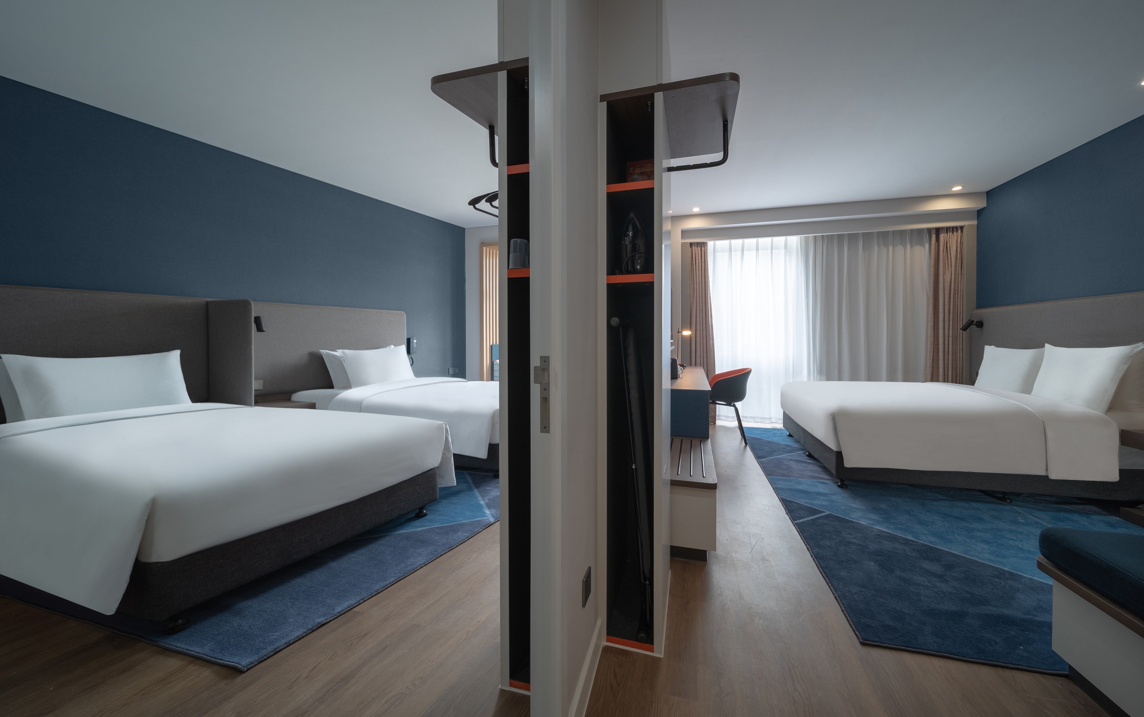 holiday inn express nanjing happy valley an ihg hotel