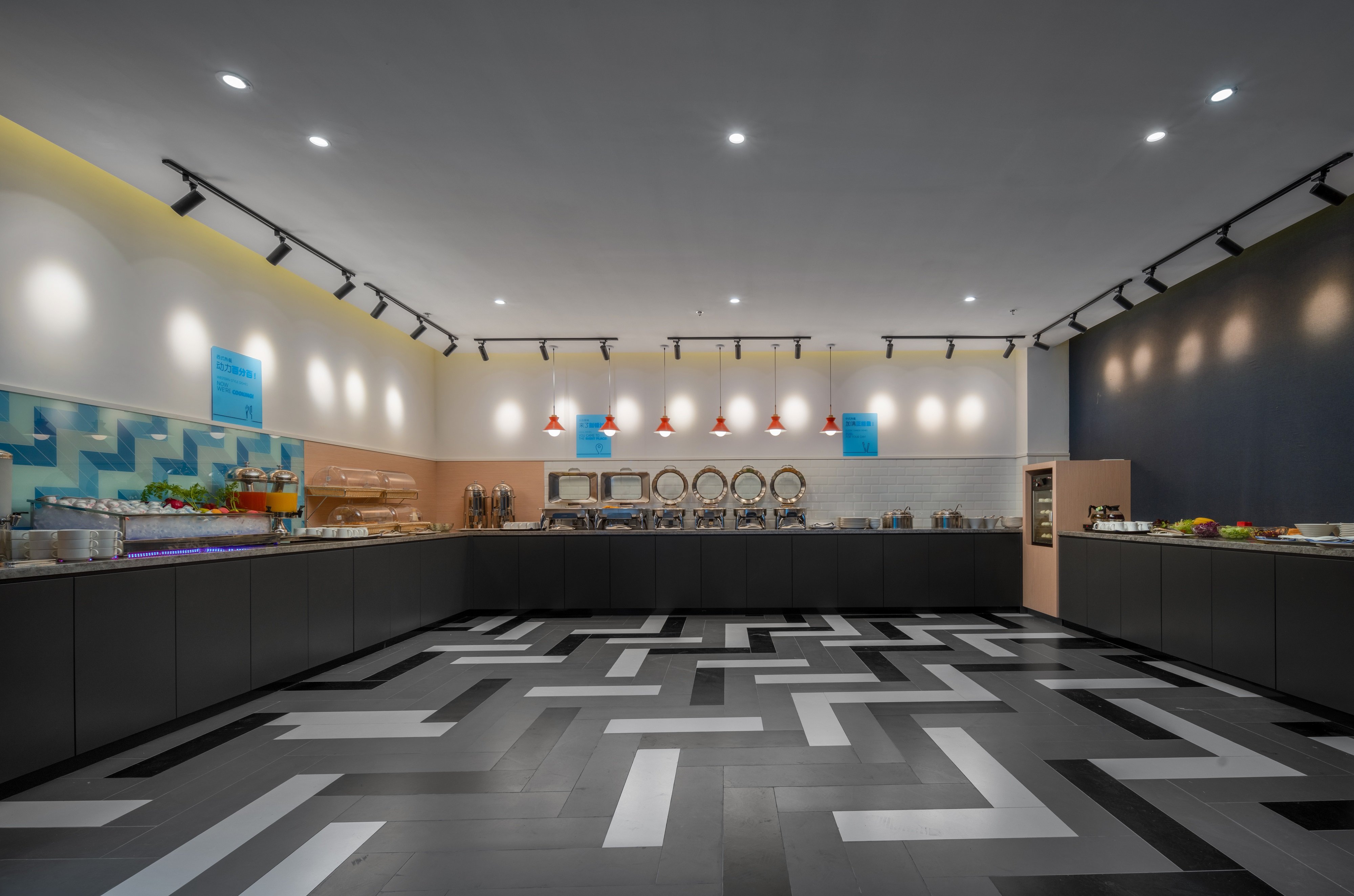 holiday inn express nanjing happy valley an ihg hotel