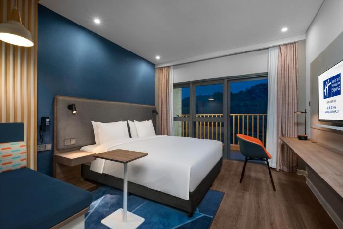 holiday inn express nanjing happy valley an ihg hotel