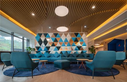 holiday inn express nanjing happy valley an ihg hotel