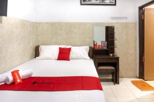 reddoorz hotel surabaya sumenep
