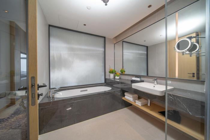 holiday inn qinhuangdao haigang an ihg hotel