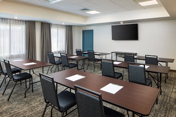 staybridge suites auburn university area an ihg hotel