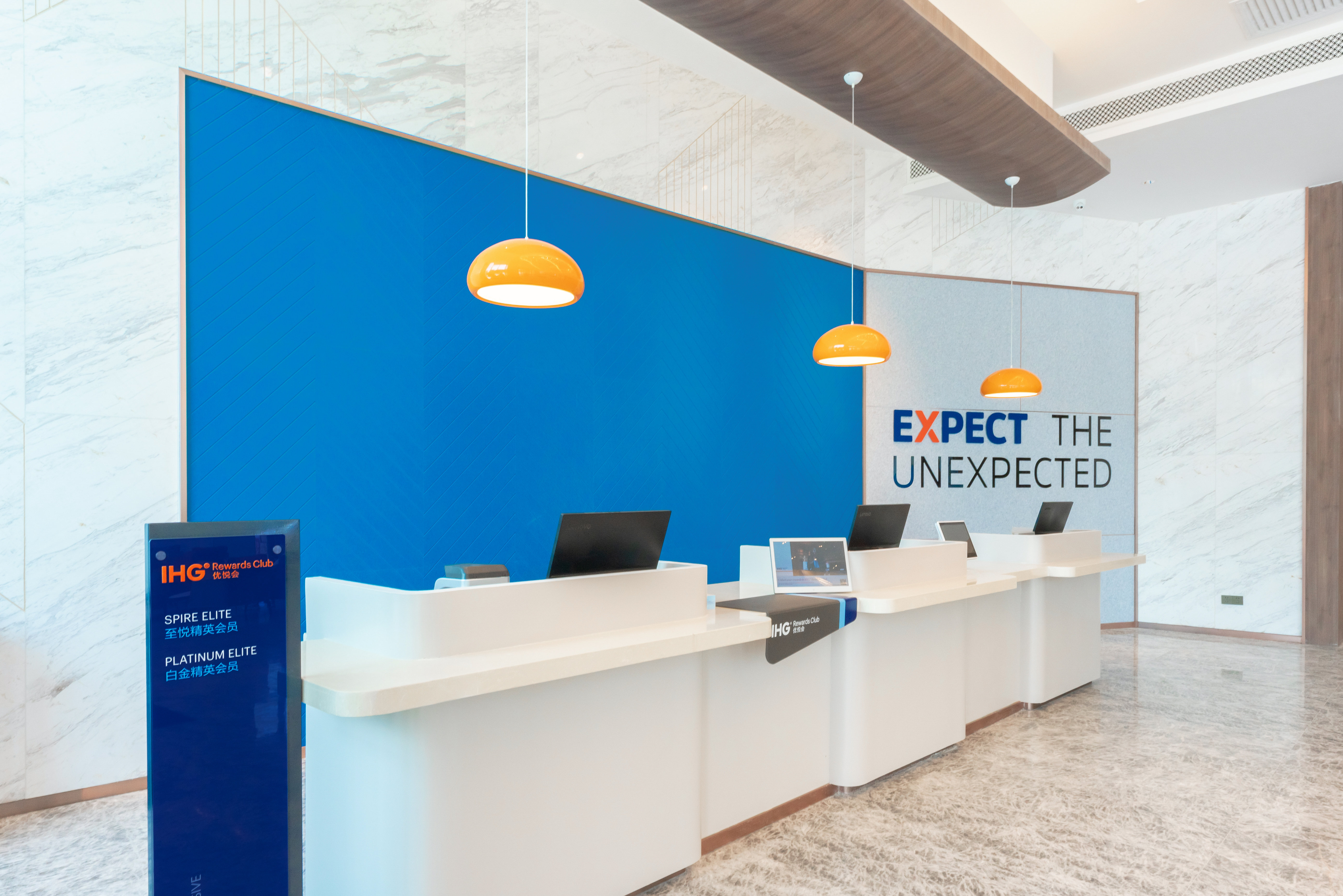 holiday inn express xining railway station