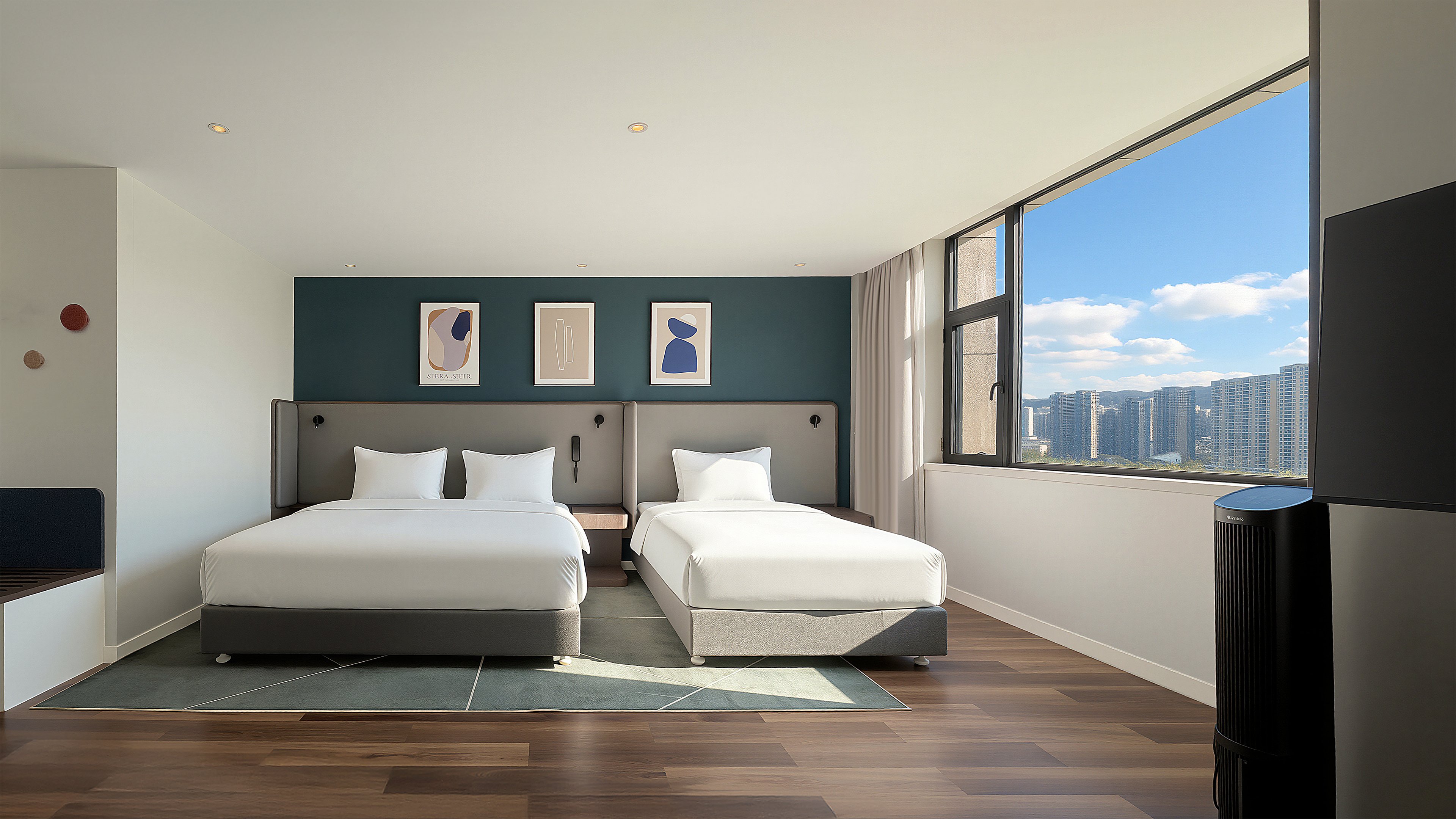 holiday inn express xining railway station