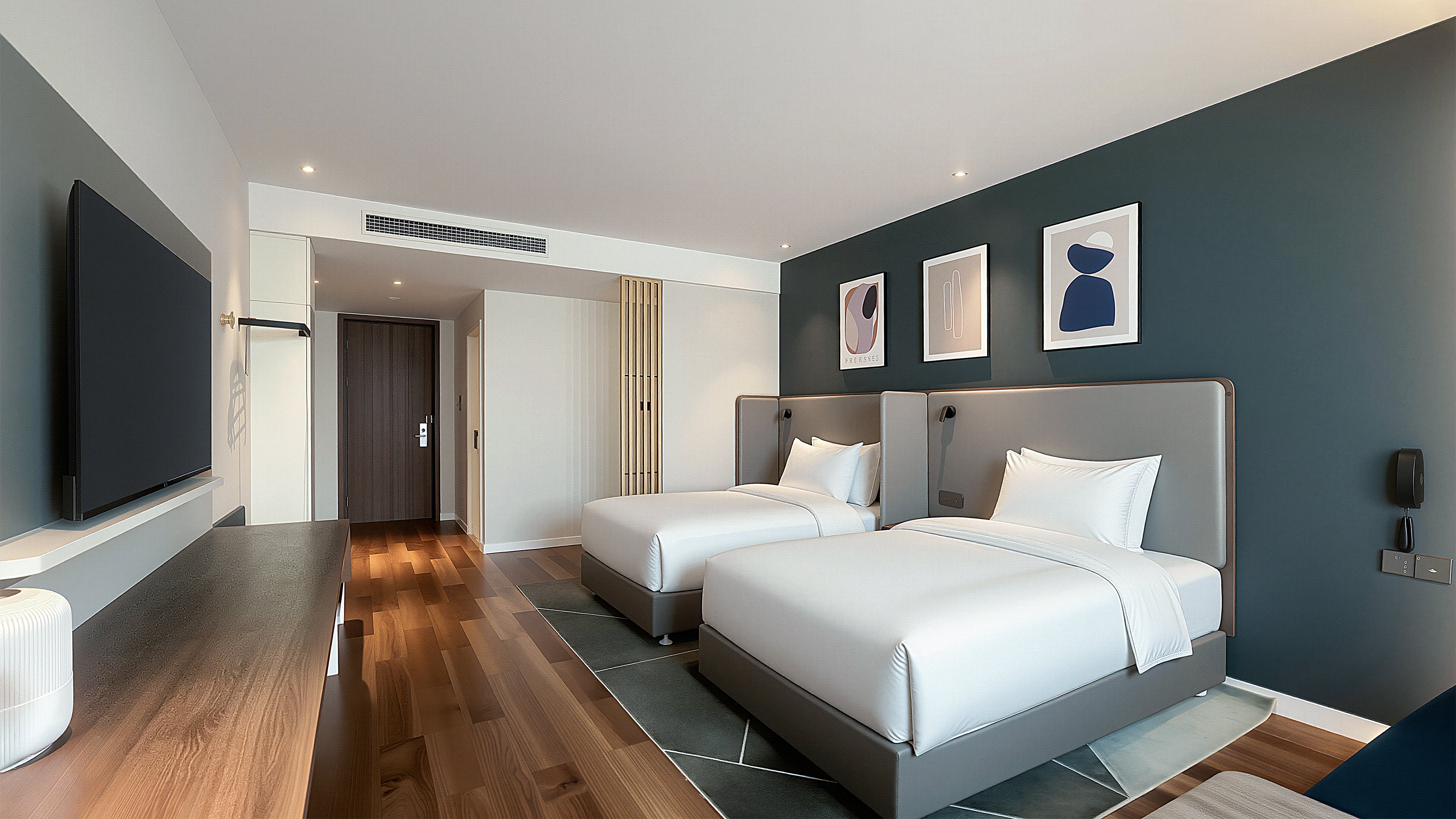 holiday inn express xining railway station