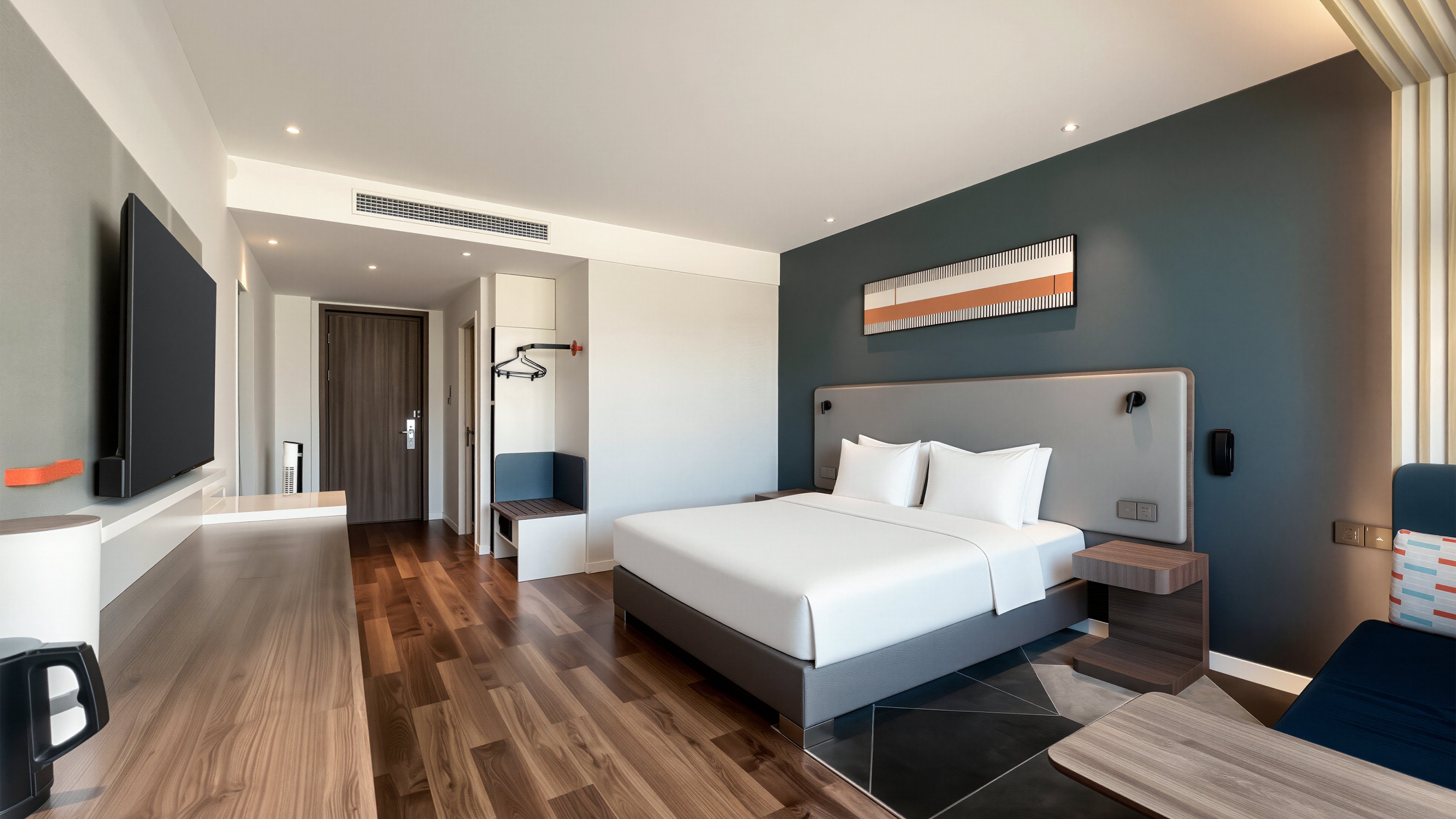 holiday inn express xining railway station