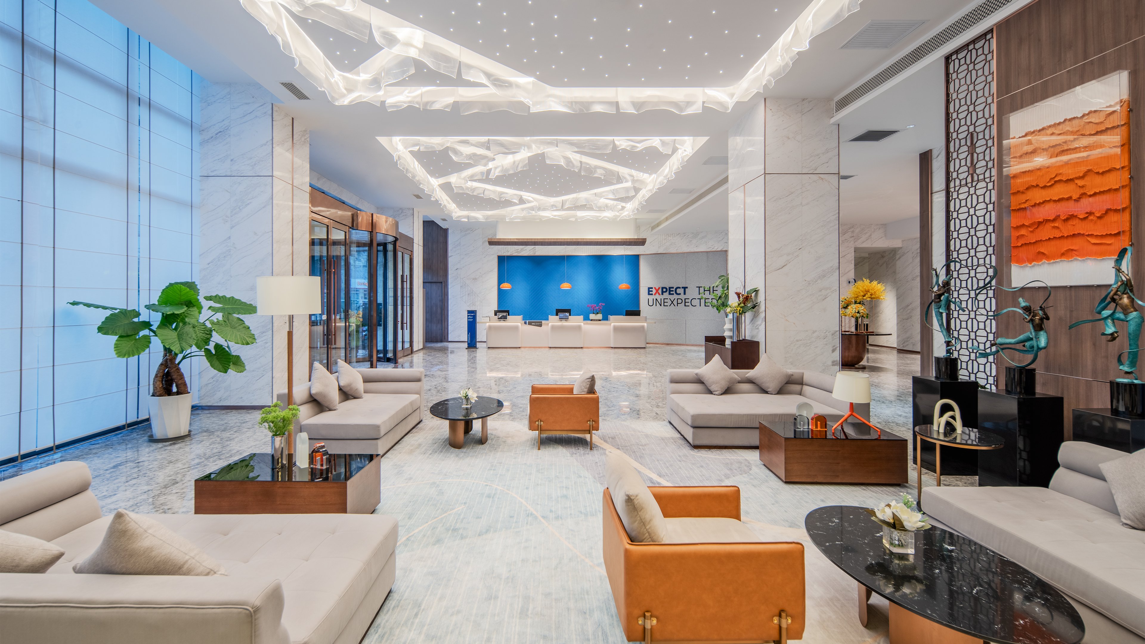 holiday inn express xining railway station