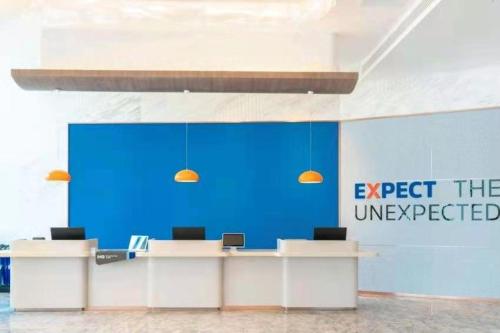 Holiday Inn Express Xining Railway Station,,4 star