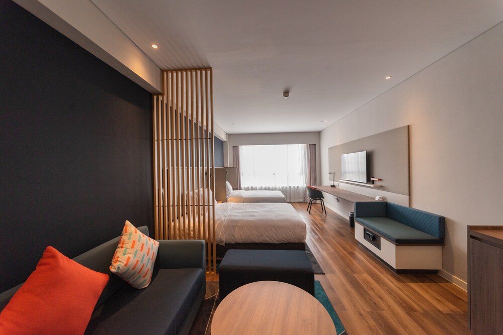 holiday inn express dongyang hengdian an ihg hotel