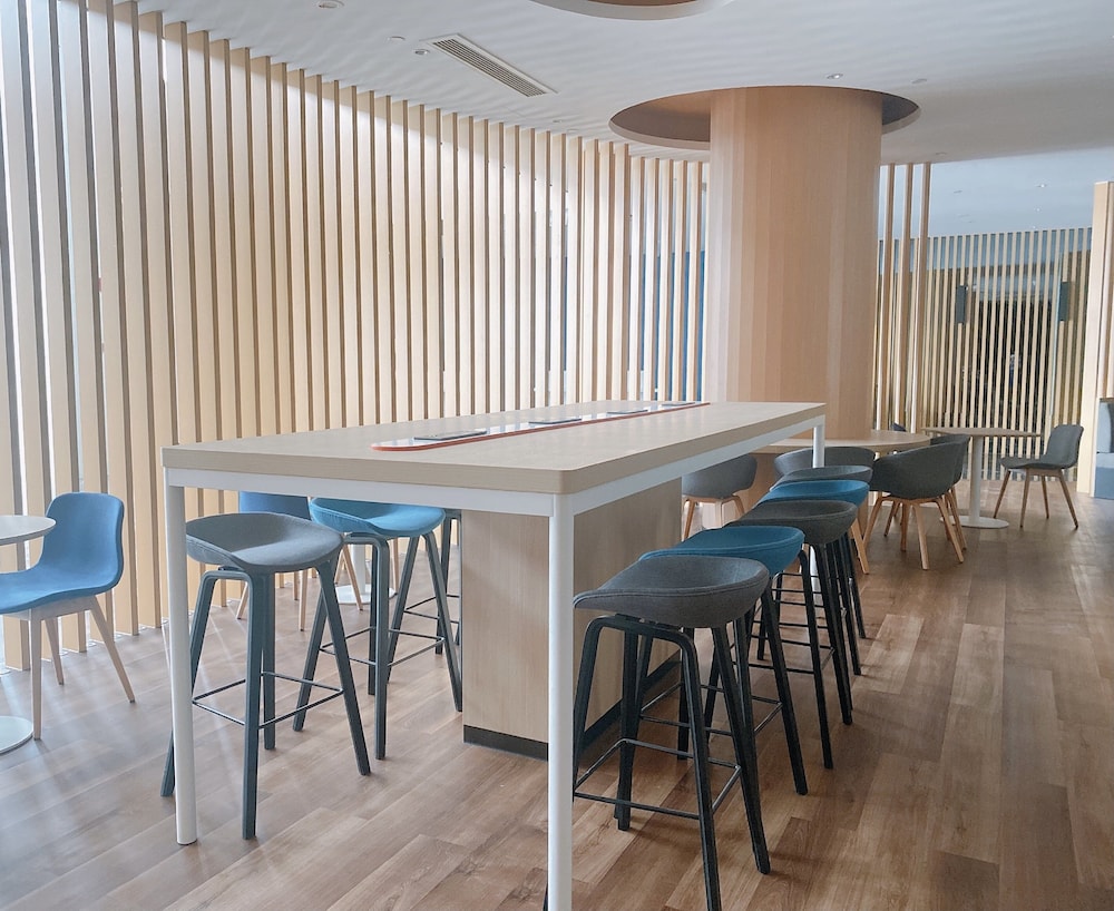 holiday inn express dongyang hengdian an ihg hotel