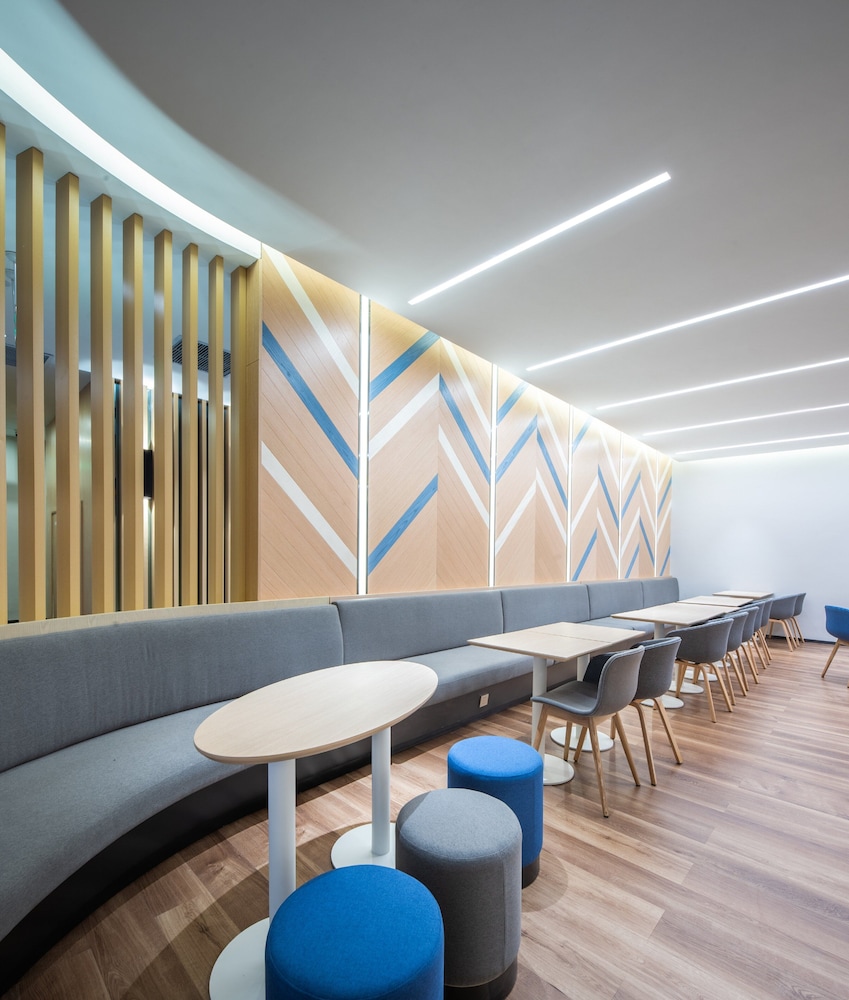 holiday inn express dongyang hengdian an ihg hotel