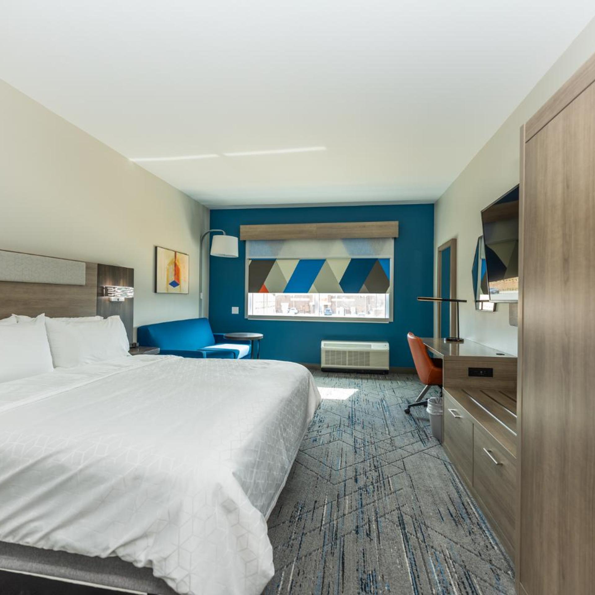 holiday inn express and suites charlottesville an ihg hotel
