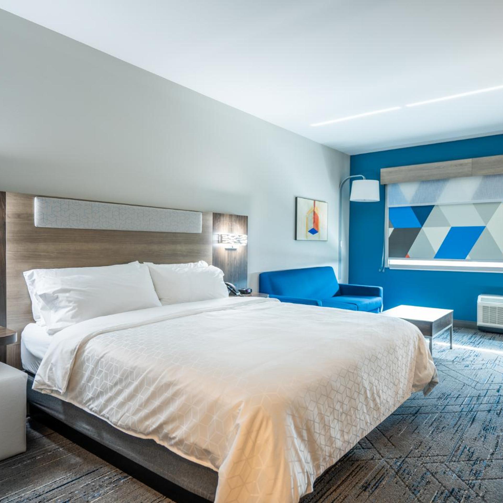 holiday inn express and suites charlottesville an ihg hotel