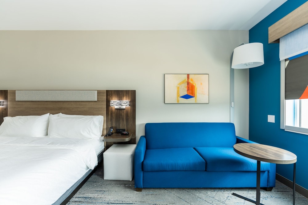 holiday inn express and suites charlottesville an ihg hotel