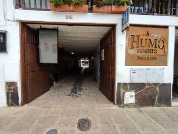 hotel laureles de la villa